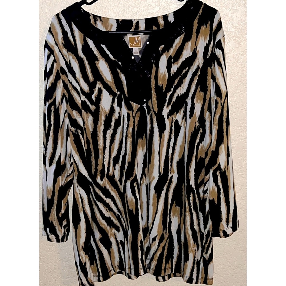 J M Collection Sz XL Animal Print Top Tunic 3/4 Sleeve V Neck Sequin Stretch